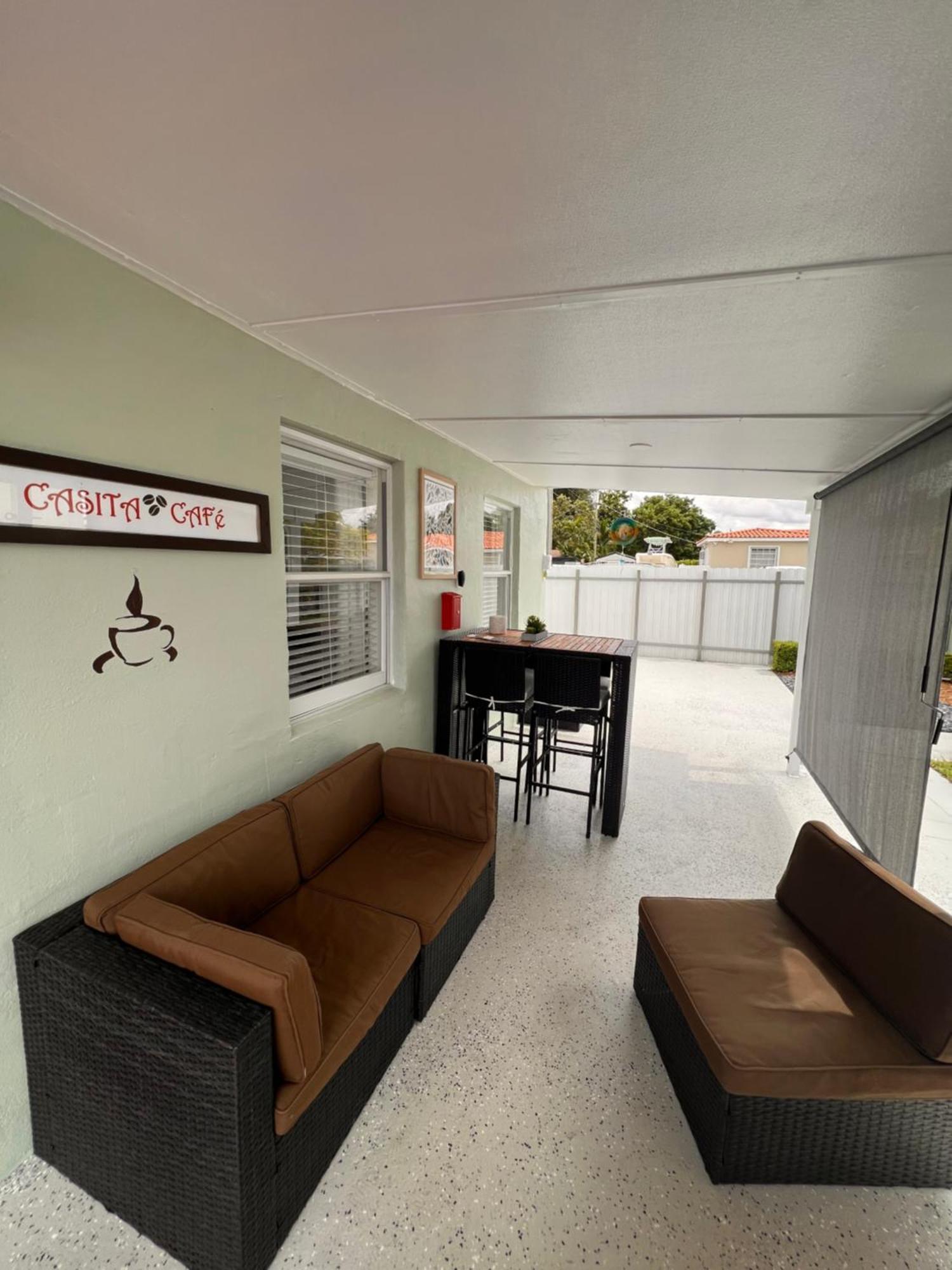 Casita Cafe Villa Miami Exterior photo